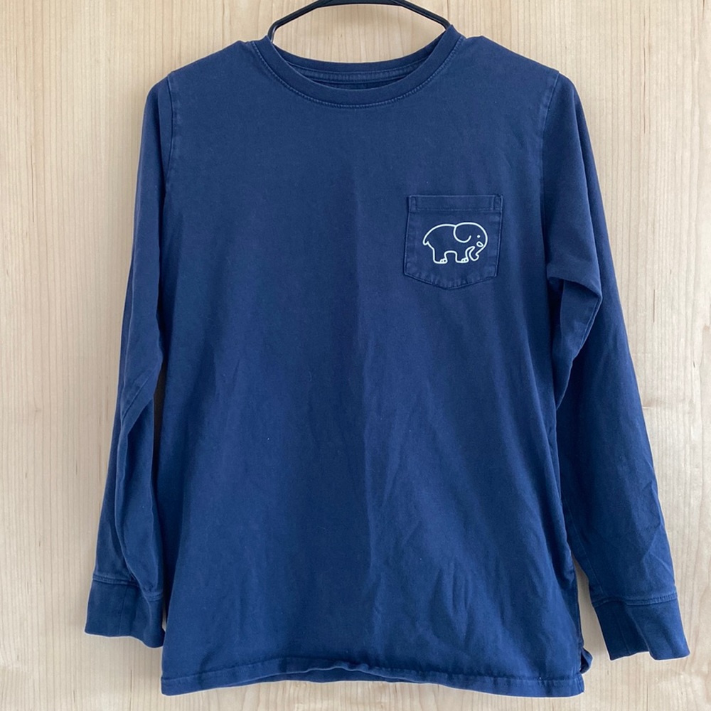 Ivory Ella Navy Blue t-shirt